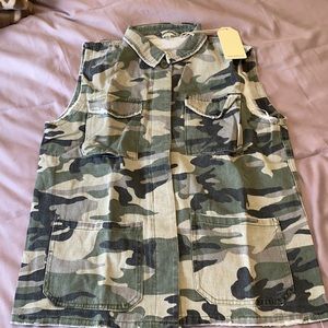 Denim camo vest